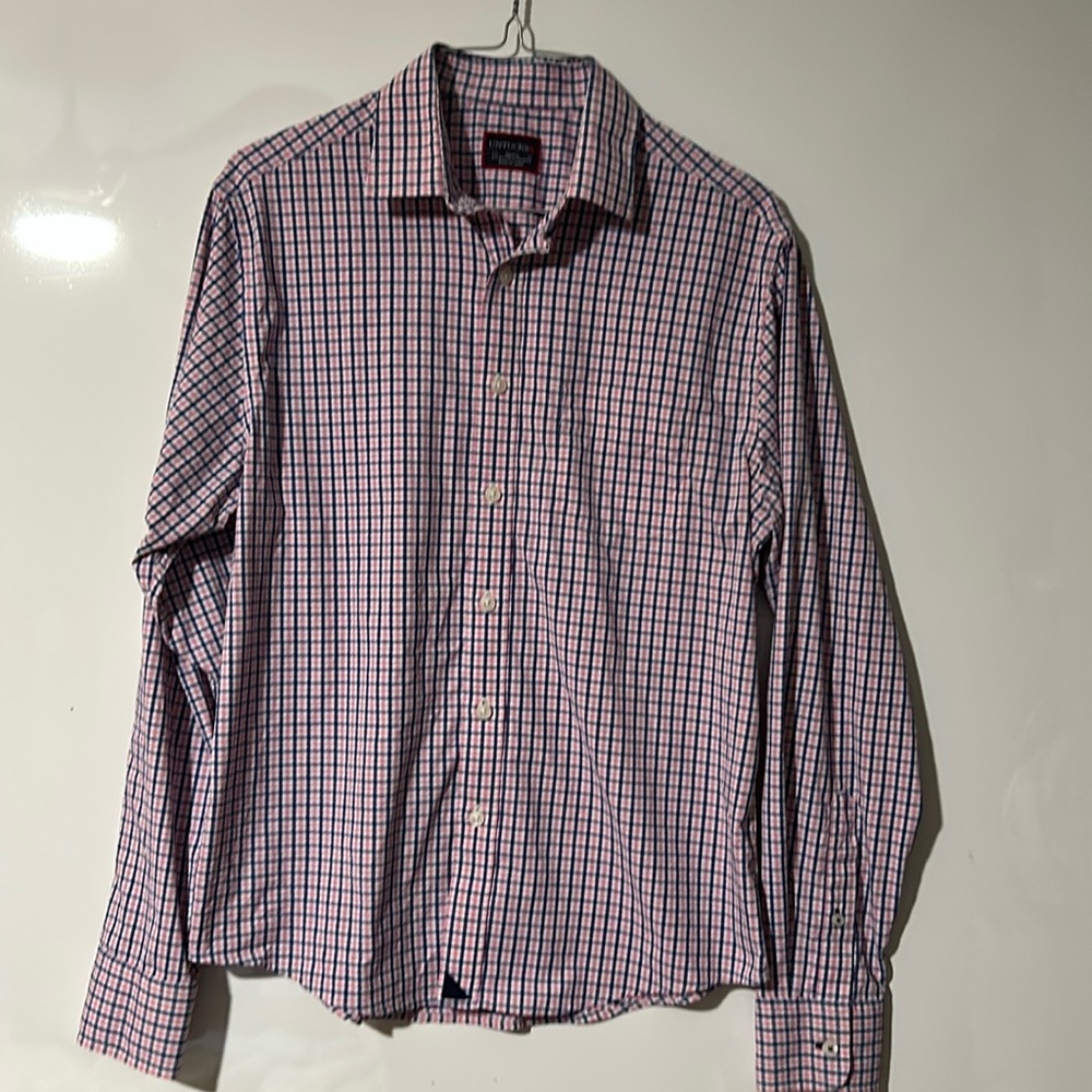 UNTUCKit Mens Long Sleeve Shirt Button Up Small Slim Fit Wrinkle Free Pink White